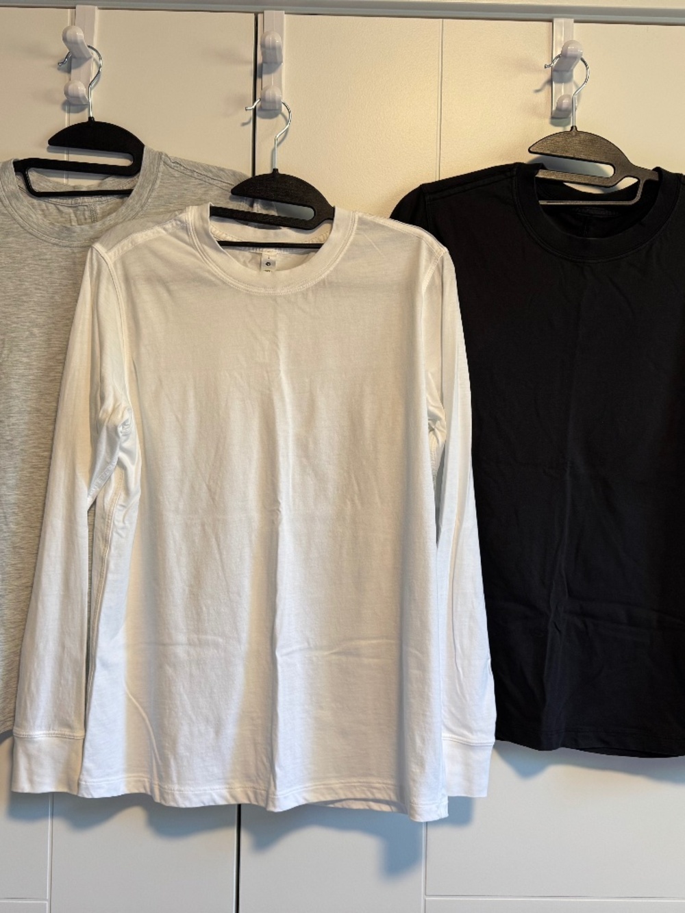 Lululemon All Yours Long Sleeve Shirt size 2 fits like small